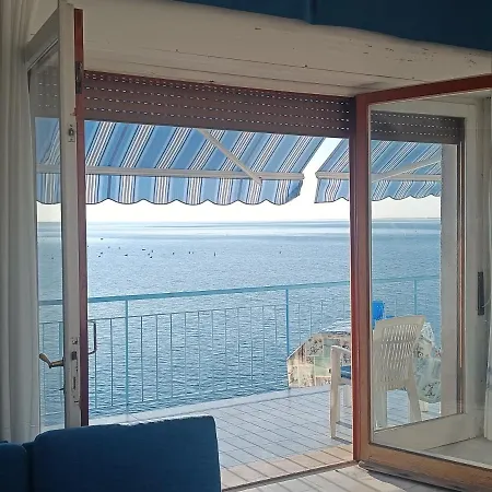 Locazione Turistica Sul Mare Strada Costiera 244, Trieste *